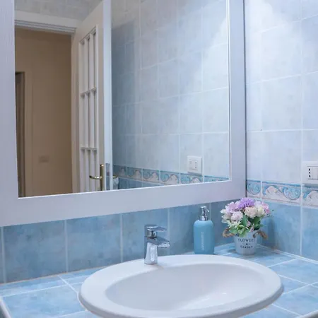 Guest house Comola90 *